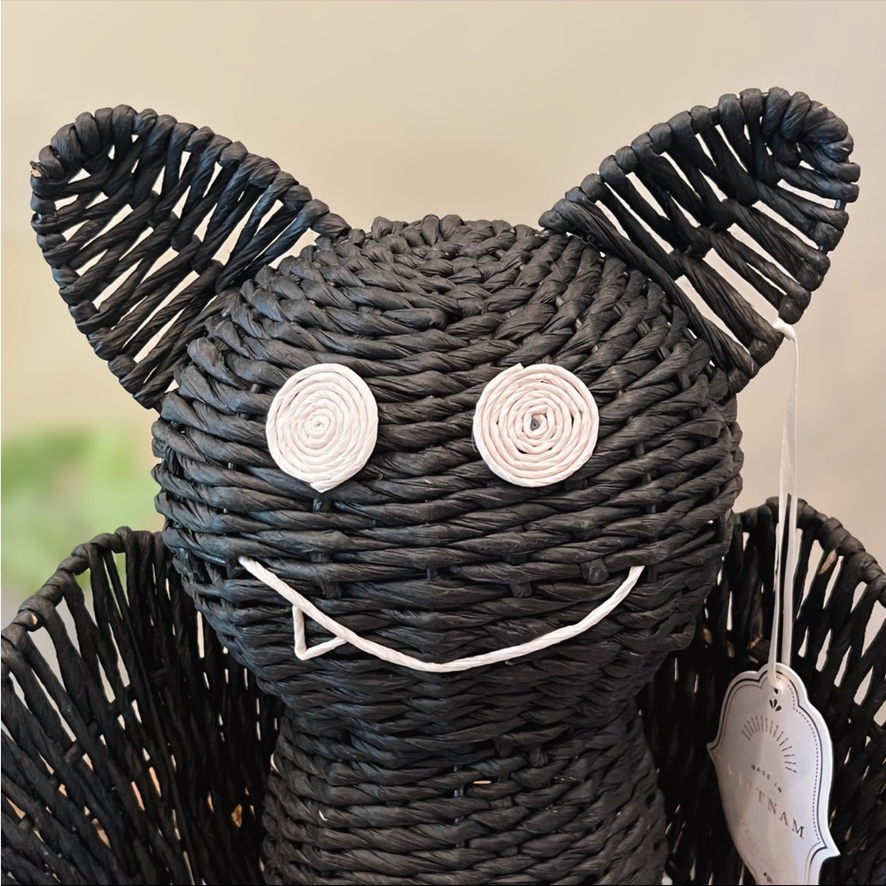 NWT Homegoods Black Woven Wicker Rattan Standing Bat Tabletop Halloween Decor - Picture 3 of 16